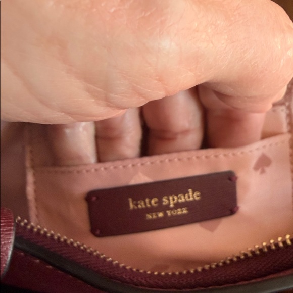 Beyond Adorable “KATE SPADE” Dog Crossbody Bag - Picture 5 of 10